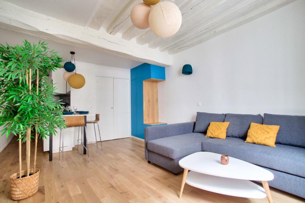 Komfort Appartement mit 1 Schlafzimmer und Balkon im Dachgeschoss 083