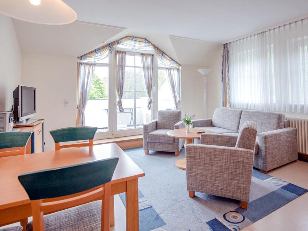 Komfort Appartement mit 1 Schlafzimmer und Balkon im Dachgeschoss 109 Dollahner Straße 55, 18609 Binz