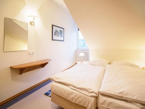 Komfort Appartement mit 1 Schlafzimmer und Balkon im Dachgeschoss 125