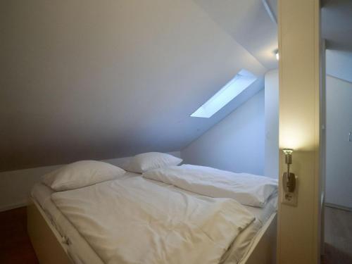 Komfort Appartement mit 1 Schlafzimmer und Balkon im Dachgeschoss 185