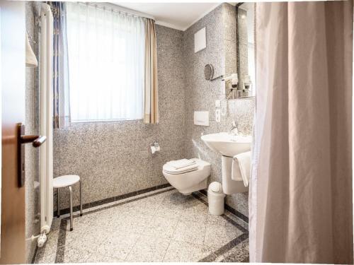 Komfort Appartement mit 1 Schlafzimmer und Balkon im Dachgeschoss 236