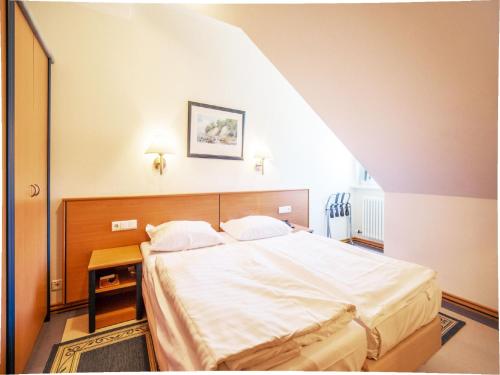 Komfort Appartement mit 1 Schlafzimmer und Balkon im Dachgeschoss 259