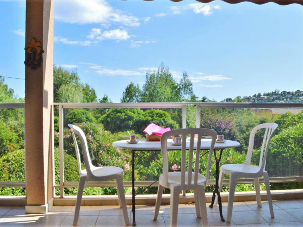 Komfort Appartement mit 1 Schlafzimmer und Balkon im Obergeschoss 038 18609 Binz