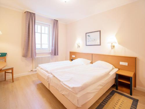 Komfort Appartement mit 1 Schlafzimmer und Balkon im Obergeschoss 180