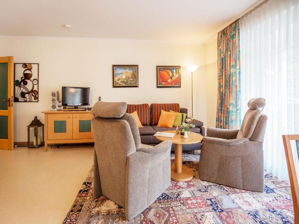 Komfort Appartement mit 1 Schlafzimmer und Balkon im Obergeschoss 193 Dollahner Straße 55, 18609 Binz