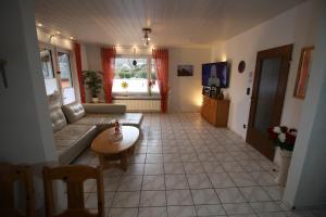 Komfort Ferienwohnung FEWO74-2