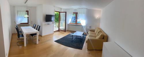 Komfortable, ruhige Ferienwohnung am Bodensee 2-4 Personen, Wifi und Parking