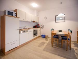Komfortplus Appartement mit 1 Schlafzimmer und Balkon im Obergeschoss 122