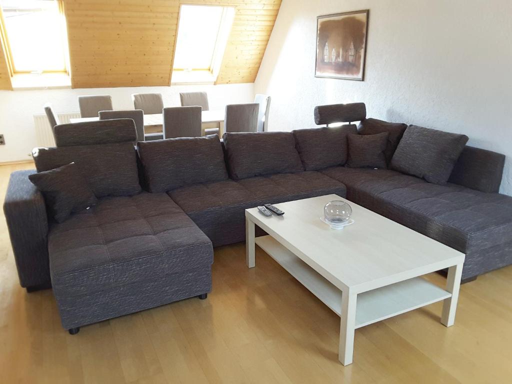 Appartement KRIO Klaus Rothfuchs Ferienwohnung 2 Keltenstraße 29 1. und 2. Obergeschoss 55743 Idar-Oberstein