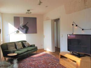 Künstlercharme! Mit SmartTV und Kaffeevollautomat