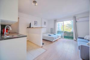 Appartement L'Agnes - 600M plage - Verrière Côte d'Azur 1er étage porte à gauche 2 Rue de Turckheim 06400 Cannes Provence-Alpes-Côte d\'Azur