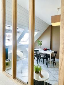 L'air du temps, Hyper Centre, vue sur le clocher