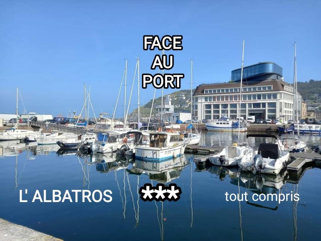 Appartement L' ALBATROS vue sur le port 69 Quai Berigny 76400 Fécamp