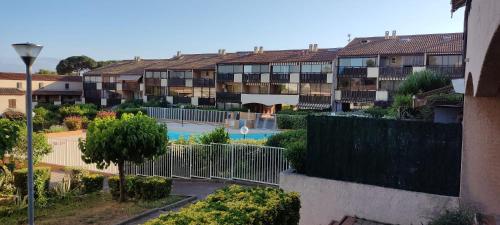 L'Alizarine, superbe appartement avec piscine