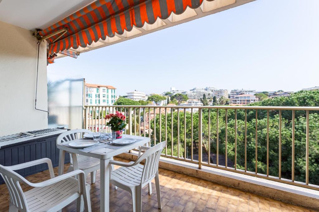 Appartement L'Also Lieu dit Juan les Pins, 6 boulevard Baptistin Ardisson 06160 Antibes