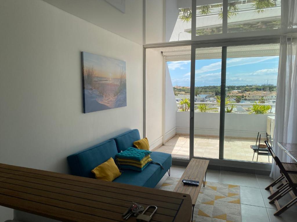 Appartement L’amandine port ambonne naturiste 330, 3e étage 2 Avenue Amphitrite 34300 Le Cap d\'Agde