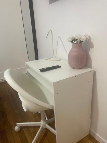 L'AMAZONIE - Lovely apartment near to the train station and Orly Airport