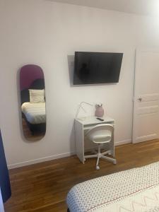 L'AMAZONIE - Lovely apartment near to the train station and Orly Airport