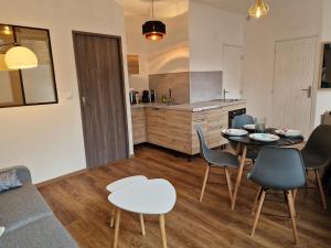 Appartement l'Appart des Pierres Dorées 734 Rue de l'Ombre 69640 Jarnioux Rhône-Alpes