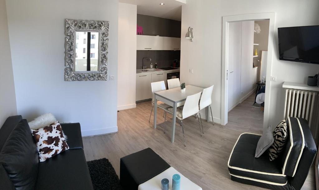 Appartement L'Appart du Thiou - Au coeur d'Annecy avec Garage 2 Promenade Louis Lachenal 74000 Annecy