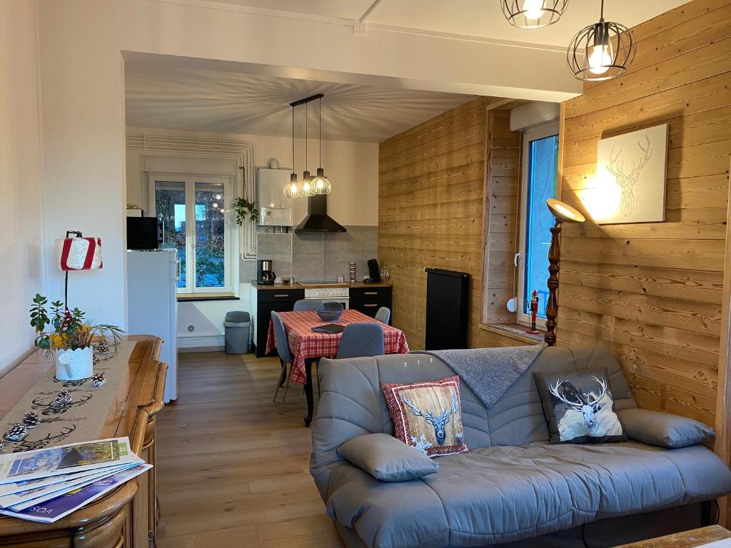 L'apparté de G, Gîte 3 étoiles de montagne cosy 43 Rue Haute, 88400 Gérardmer