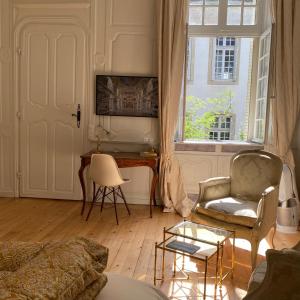 Appartement L'APPARTEMENT by Merveilles de Marie 15 Rue Perrin 39000 Lons-le-Saunier Franche-Comté