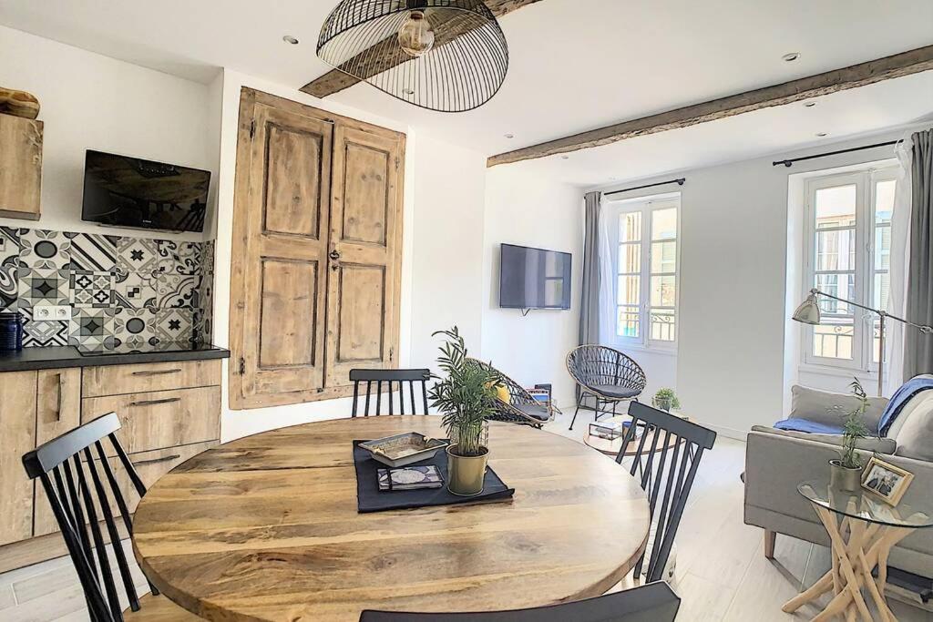 L'appartement d'Augustin. 26 Rue du Suquet, 06400 Cannes