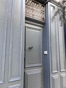 L appartement du Cafe de l horloge