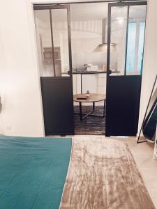 L’Atelier, Appartement rénové à 100 mètres du Canal