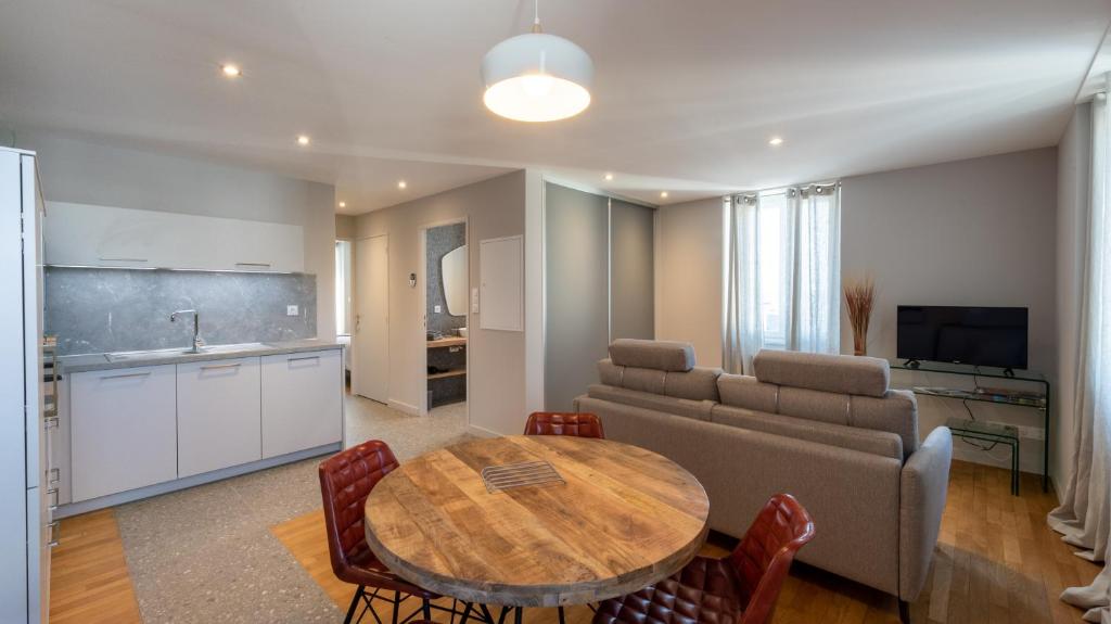 L'Aubrac, T2 classé meublé de tourisme Etage 1 90 Rue du 11 Novembre, 12000 Rodez