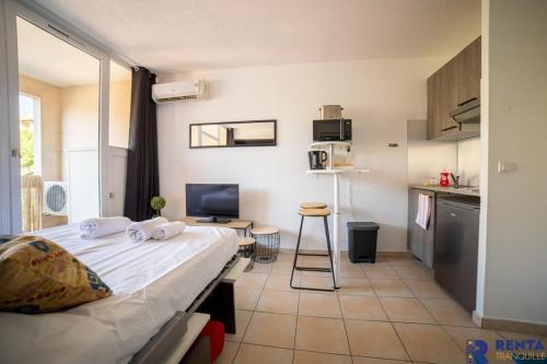 L'AuriasqueBalconParking PrivéClimPiscine