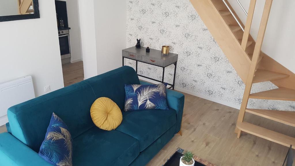 Appartement l'Aurore Dorée, duplex rénové - parking privé - wifi gratuit 10 Rue de la Grange appt A001 02100 Saint-Quentin