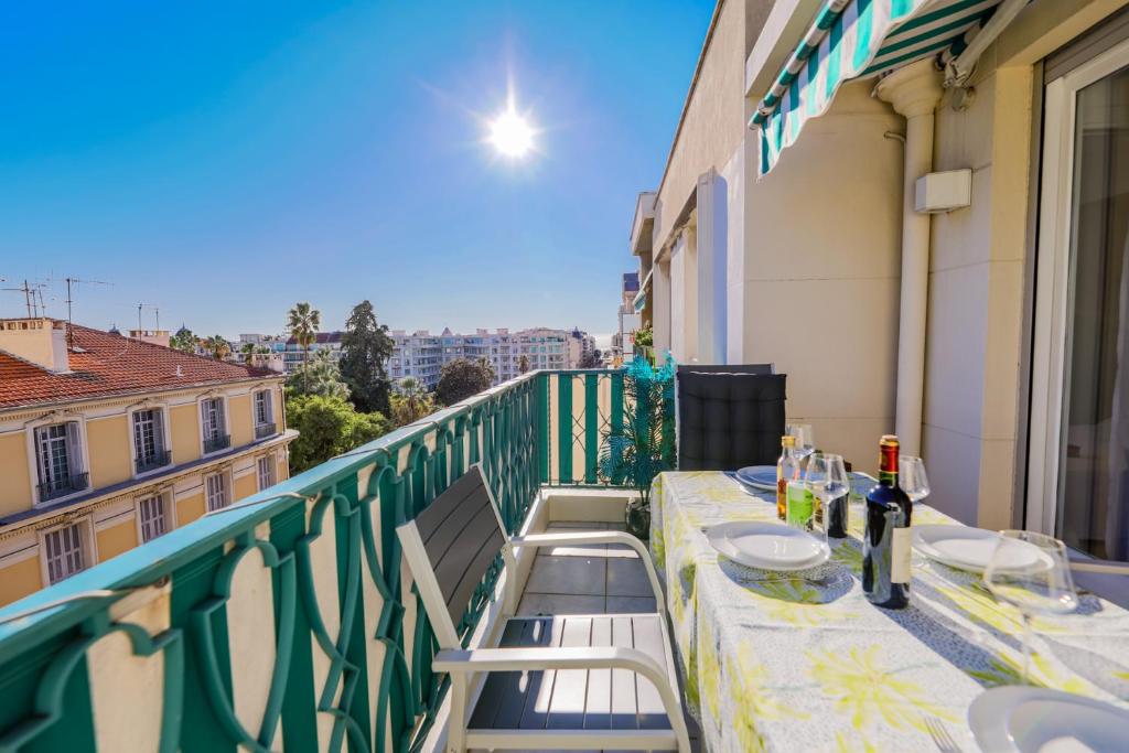 L'AUSTERLITZ GAMBETTA 45, 06000 Nice