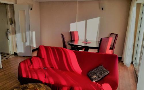 « L’Authentique » Grand appartement familial quartier Baille by Weekome
