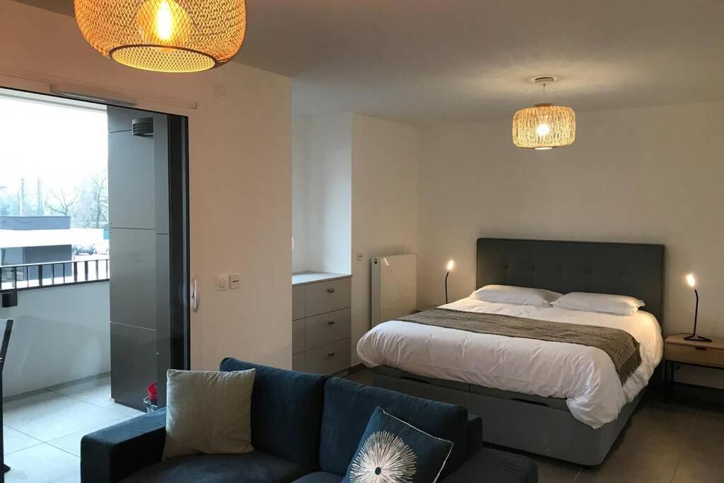 L'ECHAPPEE BELLE - Charme, Parking & Proche Lac 57 Avenue de la Maveria, 74000 Annecy