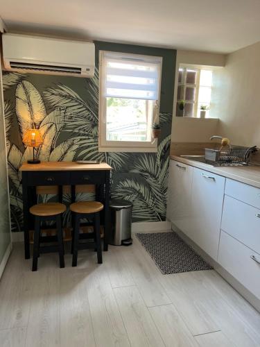 L échappée belle Coquet appt proche du village naturiste , terrasse et parking