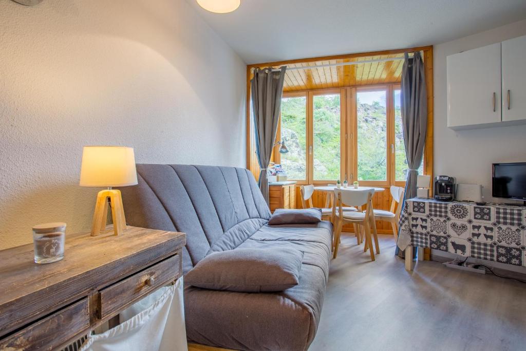 Appartement L'Eclose - Alpe d'Huez : 75 IMPASSE FONTAINE DU CORBEAU L ALPE D HUEZ 38750 HUEZ 38750 Huez