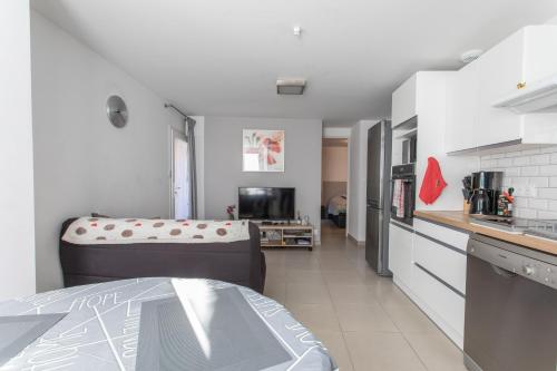 L'écureuil dans La vieille maison centre ville d'Embrun