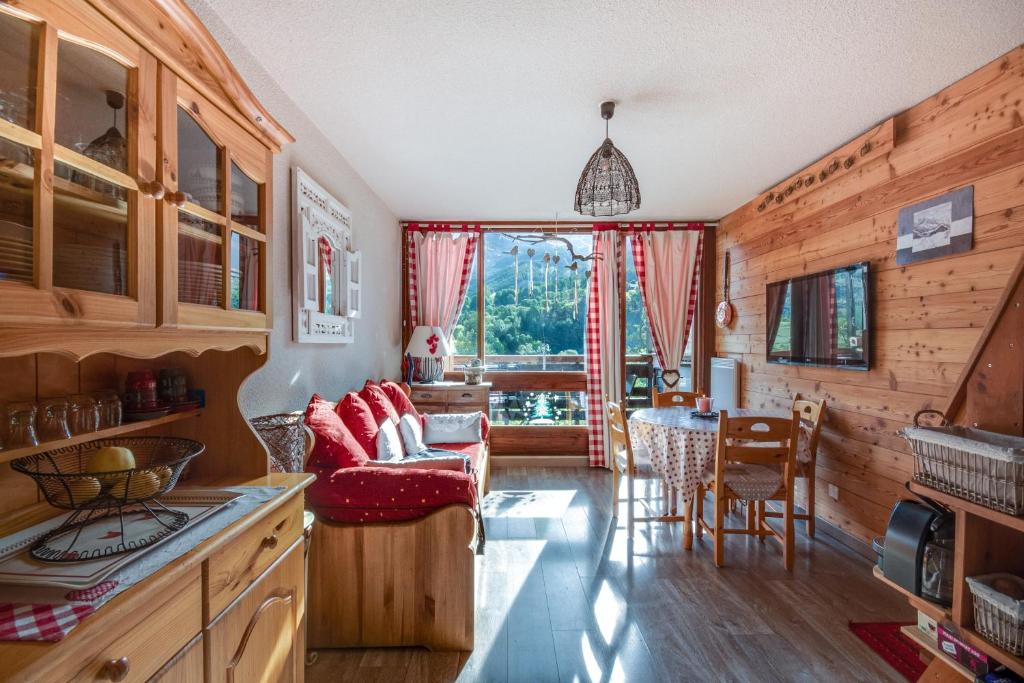 L'Edelweiss - Au pied des pistes 276 impasse du Roi Soleil - Le Sauze - Résidence Le Roi Soleil - Bâtiment Le Zénith, 04400 Enchastrayes