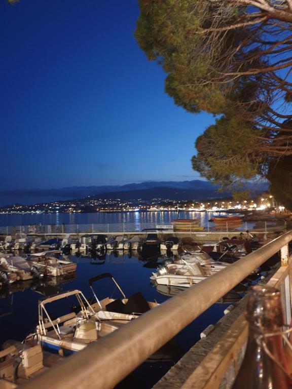 L'Eden de Fontsainte LES MOULINS DE FONTSAINTE Allée Louis Benet, 13600 La Ciotat