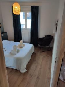 L'EMERAUDE - Logement tout confort - Wifi - Parking - Centre ville