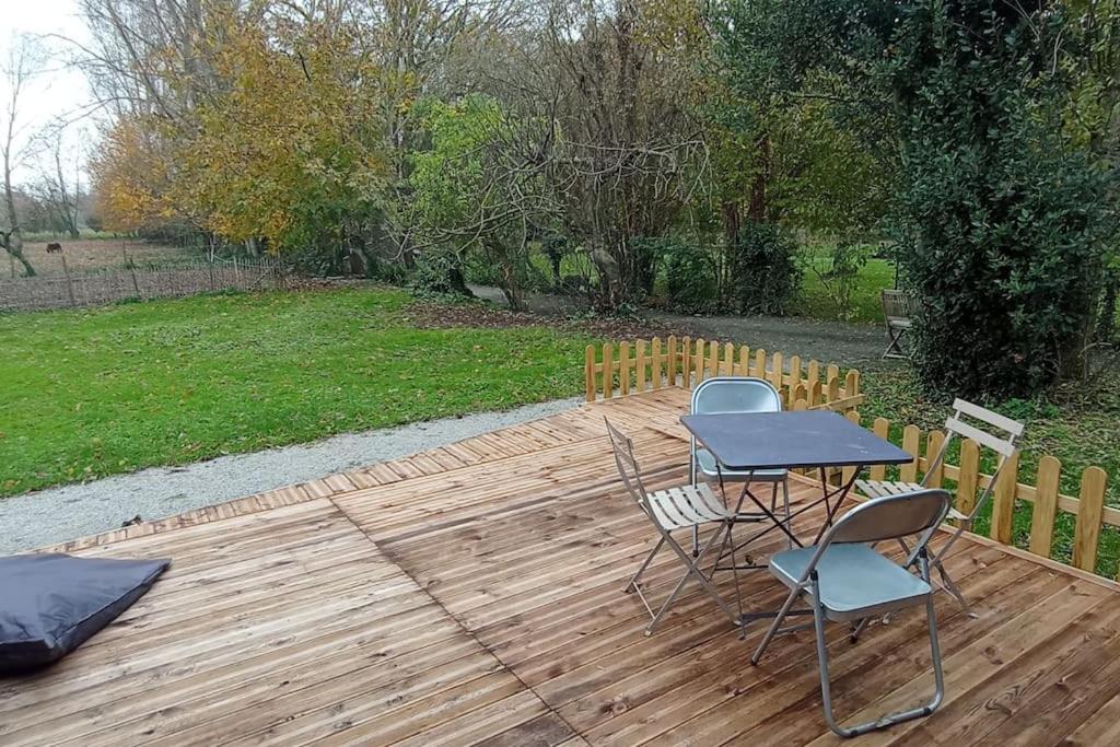 Appartement L'endroit : Studio de jardin adapté PMR 40m2 70 Rue de Frace 17290 Aigrefeuille-dʼAunis