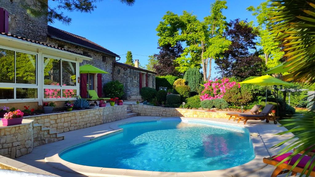 L'Enéa - Maison avec piscine partagée