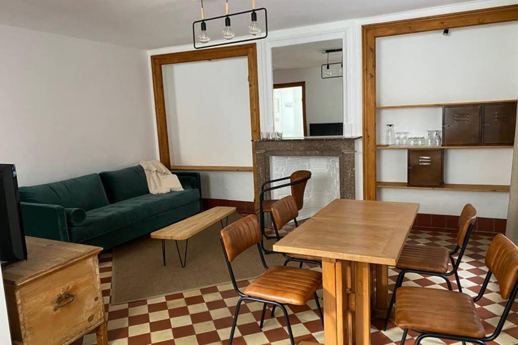 Appartement L'entresol, à 50 m de la plage entrée 1 rue de la colline 17 Rue Belle Rade 59240 Dunkerque