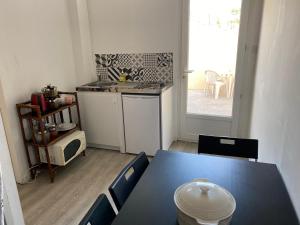 Appartement L'Éphémère Saint Louis - Maison Rouge Maison Rouge 17 Impasse Écertaize 13015 Marseille Provence-Alpes-Côte d\'Azur