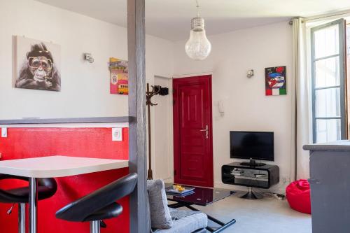 L'Ermitage Coin de tranquillité dans le quartier historique