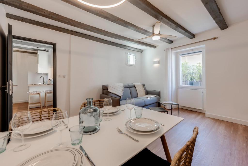 L'Escale Bleue - Apartment for 2 to 4 people in the heart of Annecy 4 Rue Jean-Jacques Rousseau, 74000 Annecy