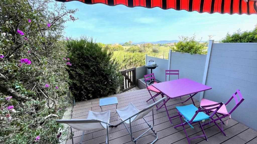 Appartement L'escale Le Dragon 3, n° 651, RdC Chemin du Petit Lac 83320 Carqueiranne