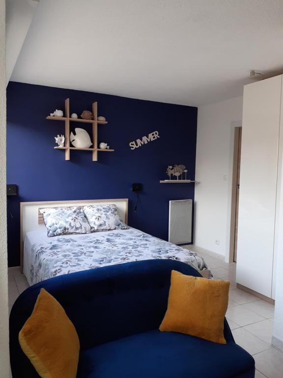 Appartement L'Escale Marine : Centre ville/ Plage Le Hameau de Renècros Bâtiment A2 1er étage 21 Rue des Écoles 83150 Bandol