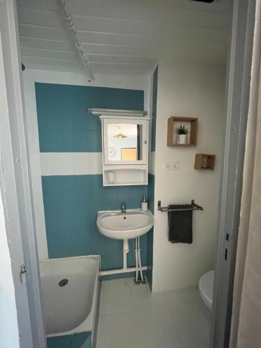 L'ESSENTIEL Nîmes : Charmant studio